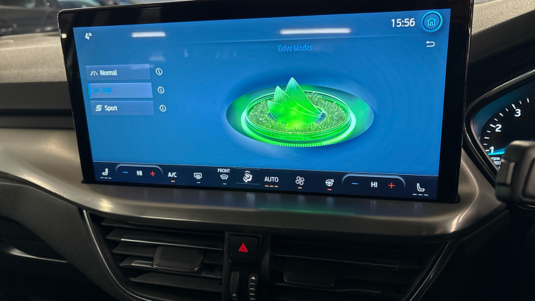 Ford Focus 1.0 EcoBoost Hybrid mHEV 155 Titanium 5dr Petrol Hatchback